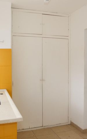 Casa à venda com 230m², 3 quartos e 2 vagas Casa à venda com 230m², 3 quartos e 2 vagasCozinha