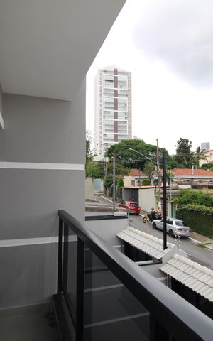 Casa à venda com 150m², 3 quartos e 2 vagasQuarto 3 - Varanda