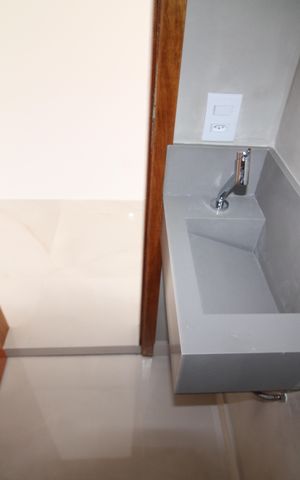 Casa à venda com 150m², 3 quartos e 2 vagasLavabo