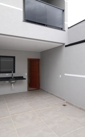 Casa à venda com 150m², 3 quartos e 2 vagasÁrea de Serviço