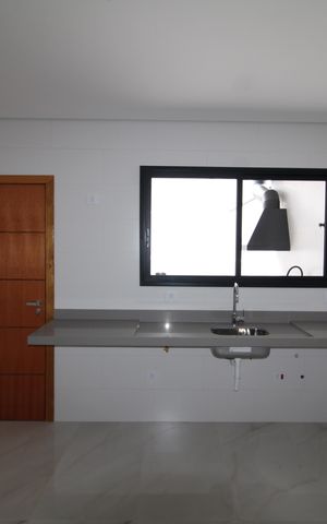 Casa à venda com 150m², 3 quartos e 2 vagasCozinha