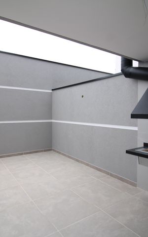 Casa à venda com 150m², 3 quartos e 2 vagasÁrea de Serviço