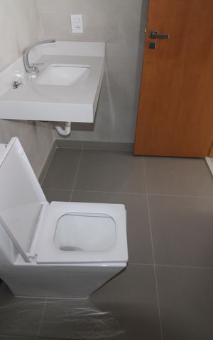 Casa à venda com 150m², 3 quartos e 2 vagasQuarto 1 - Banheiro