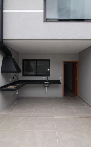 Casa à venda com 150m², 3 quartos e 2 vagasÁrea de Serviço
