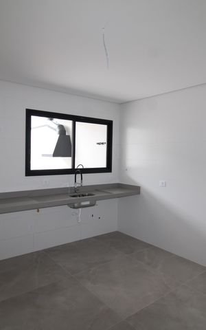 Casa à venda com 150m², 3 quartos e 2 vagasCozinha