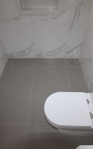 Casa à venda com 170m², 3 quartos e 2 vagasQuarto 1 - Banheiro