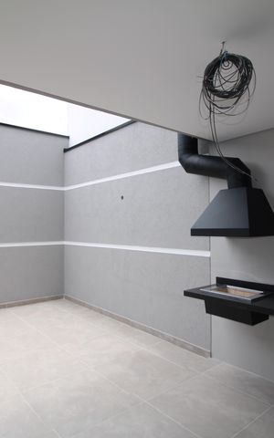 Casa à venda com 170m², 3 quartos e 2 vagasÁrea de Serviço