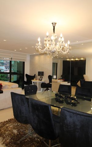 Apartamento à venda com 150m², 3 quartos e 3 vagasSala