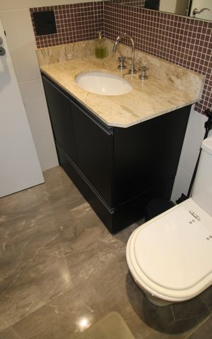 Apartamento à venda com 150m², 3 quartos e 3 vagasQuarto 2 - Banheiro