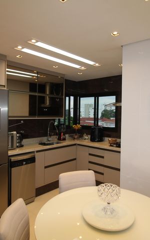 Apartamento à venda com 150m², 3 quartos e 3 vagasCozinha