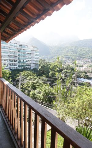 Casa à venda com 400m², 5 quartos e 3 vagasVaranda da Sala