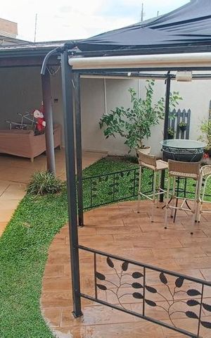 Casa à venda com 327m², 4 quartos e 5 vagas