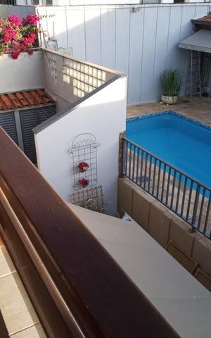 Casa à venda com 281m², 3 quartos e 4 vagas