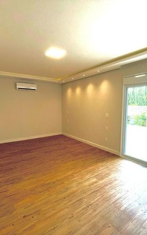 Casa de condomínio à venda com 468m², 4 quartos e 6 vagas
