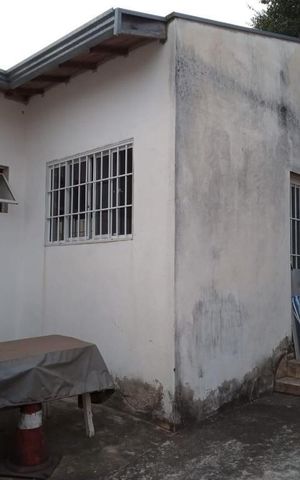 Casa à venda com 109m², 2 quartos e 4 vagas