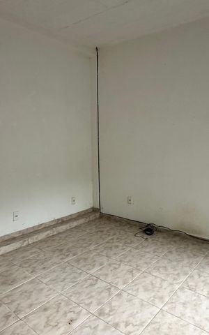 Studio à venda com 80m², 2 quartos e 2 vagas Studio à venda com 80m², 2 quartos e 2 vagasSala