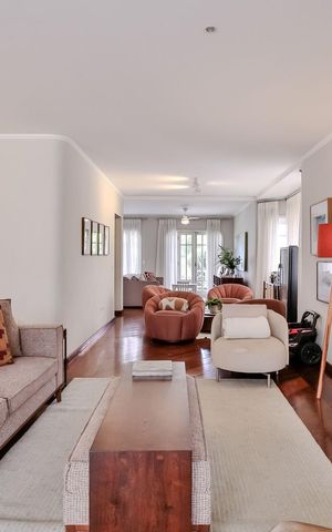 Casa de condomínio à venda com 463m², 5 quartos e 2 vagas