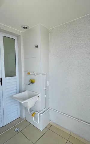 Apartamento à venda com 47m², 2 quartos e 1 vaga Apartamento à venda com 47m², 2 quartos e 1 vagaÁrea de Serviço