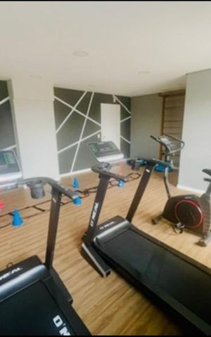 Apartamento à venda com 47m², 2 quartos e 1 vaga Apartamento à venda com 47m², 2 quartos e 1 vagaAcademia