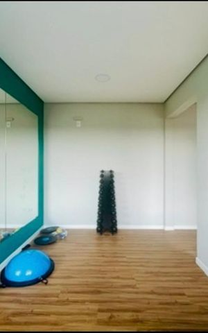 Apartamento à venda com 47m², 2 quartos e 1 vaga Apartamento à venda com 47m², 2 quartos e 1 vagaAcademia
