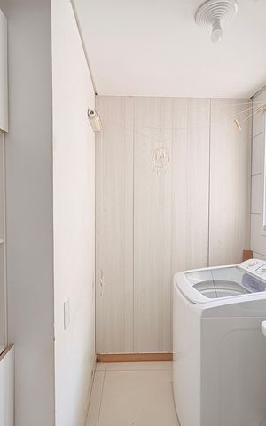 Apartamento à venda com 78m², 2 quartos e 1 vagaÁrea de Serviço