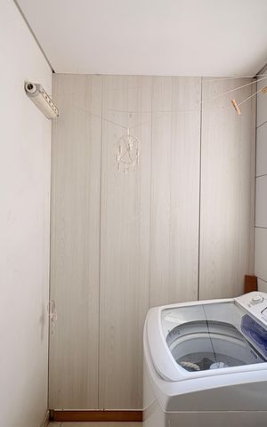Apartamento à venda com 78m², 2 quartos e 1 vagaÁrea de Serviço