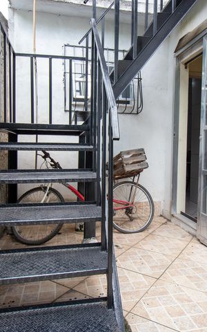 Casa à venda com 144m², 3 quartos e 1 vaga Casa à venda com 144m², 3 quartos e 1 vagaVaranda