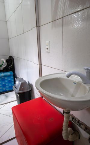 Casa à venda com 144m², 3 quartos e 1 vaga Casa à venda com 144m², 3 quartos e 1 vagaBanheiro 2