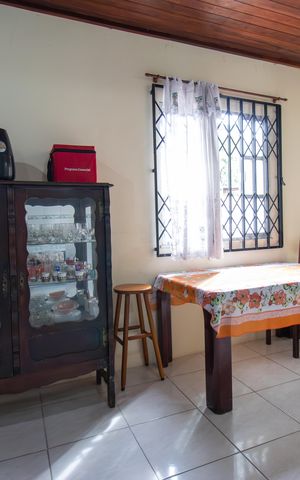 Casa à venda com 144m², 3 quartos e 1 vaga Casa à venda com 144m², 3 quartos e 1 vagaSala de Jantar