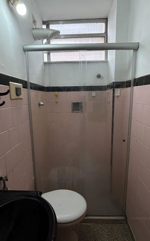 Apartamento para alugar com 50m², 2 quartos e sem vagaBanheiro