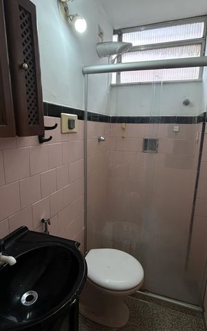 Apartamento para alugar com 50m², 2 quartos e sem vagaBanheiro
