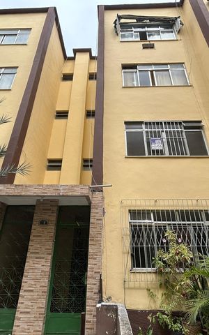 Apartamento para alugar com 50m², 2 quartos e sem vagaFachada + plaquinha