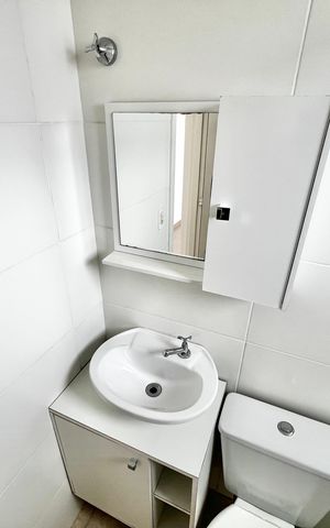 Apartamento para alugar com 50m², 2 quartos e 1 vaga Apartamento para alugar com 50m², 2 quartos e 1 vagaBanheiro