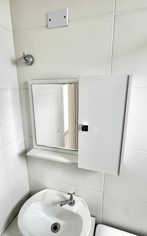 Apartamento para alugar com 50m², 2 quartos e 1 vaga Apartamento para alugar com 50m², 2 quartos e 1 vagaBanheiro