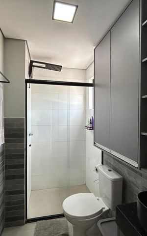 Apartamento à venda com 80m², 2 quartos e 2 vagas Apartamento à venda com 80m², 2 quartos e 2 vagasBanheiro