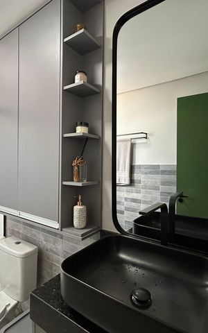 Apartamento à venda com 80m², 2 quartos e 2 vagas Apartamento à venda com 80m², 2 quartos e 2 vagasBanheiro