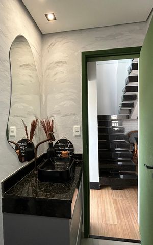 Apartamento à venda com 80m², 2 quartos e 2 vagas Apartamento à venda com 80m², 2 quartos e 2 vagasLavabo
