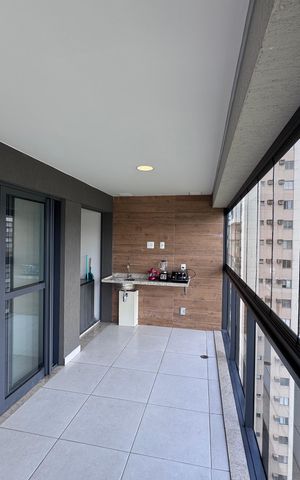 Apartamento à venda com 82m², 3 quartos e 1 vaga Apartamento à venda com 82m², 3 quartos e 1 vagaVaranda