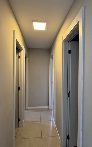 Apartamento à venda com 82m², 3 quartos e 1 vaga Apartamento à venda com 82m², 3 quartos e 1 vagaCorredor
