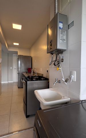 Apartamento à venda com 82m², 3 quartos e 1 vaga Apartamento à venda com 82m², 3 quartos e 1 vagaCozinha e Área de Serviço