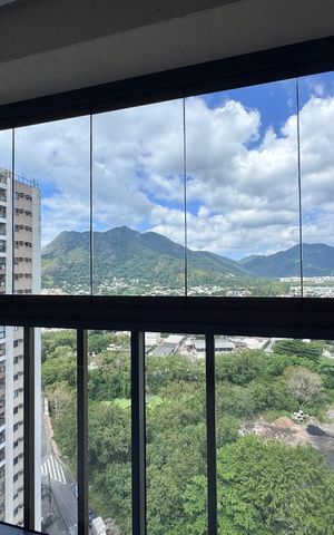 Apartamento à venda com 82m², 3 quartos e 1 vaga Apartamento à venda com 82m², 3 quartos e 1 vagaVaranda