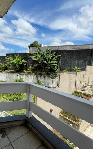 Casa de condomínio para alugar com 505m², 4 quartos e 6 vagasVaranda