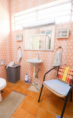 Casa para alugar com 183m², 4 quartos e 2 vagas Casa para alugar com 183m², 4 quartos e 2 vagasBanheiro