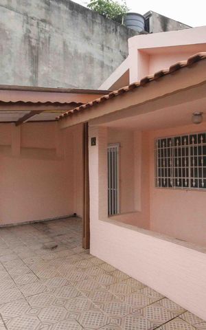 Casa para alugar com 90m², 2 quartos e 1 vaga Casa para alugar com 90m², 2 quartos e 1 vagaGaragem