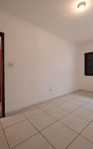 Casa à venda com 159m², 3 quartos e 2 vagasQuarto 1