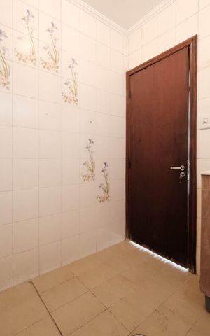 Casa à venda com 159m², 3 quartos e 2 vagasBanheiro 1
