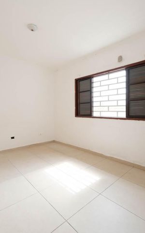 Casa à venda com 159m², 3 quartos e 2 vagasQuarto 3
