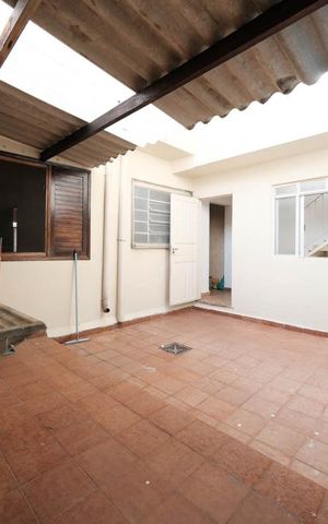 Casa à venda com 159m², 3 quartos e 2 vagasÁrea de Serviço