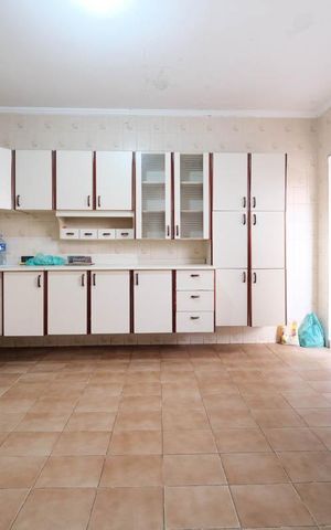 Casa à venda com 159m², 3 quartos e 2 vagasCozinha