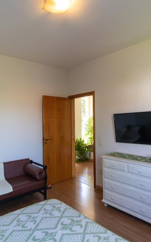 Casa à venda com 254m², 3 quartos e 2 vagas Casa à venda com 254m², 3 quartos e 2 vagasQuarto 01